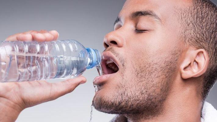 男士如何有效去除痘印 祛痘印的五大偏方